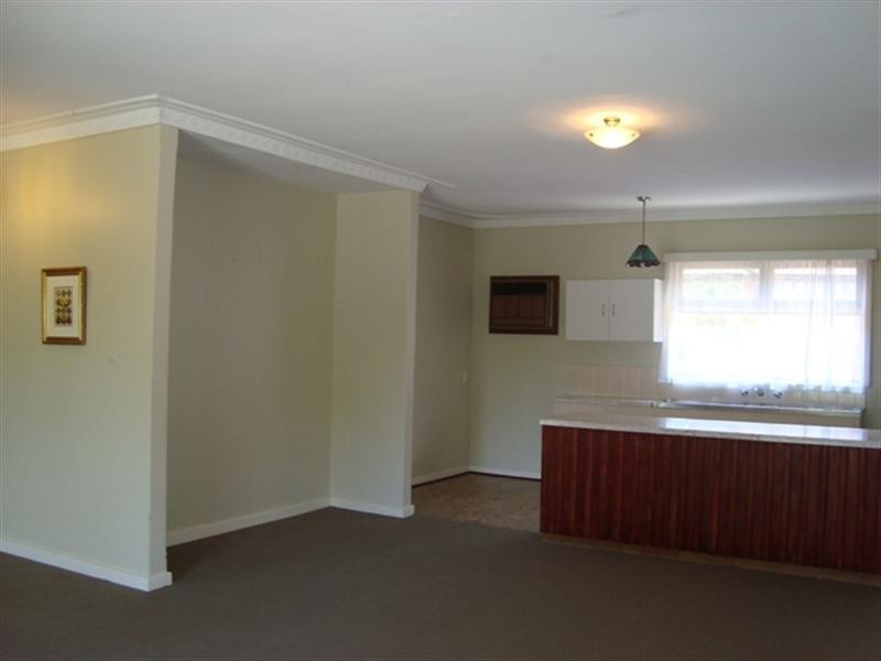 14 Stirling Close, Swan View WA 6056