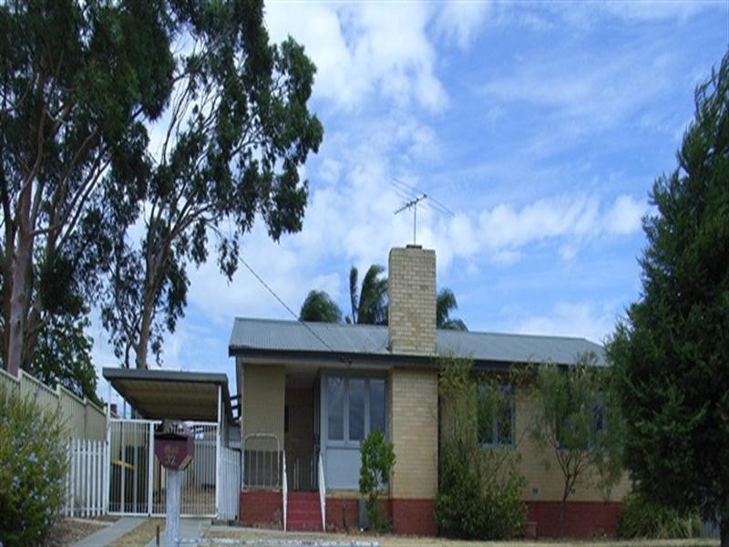 32 Coolga Road, Koongamia WA 6056