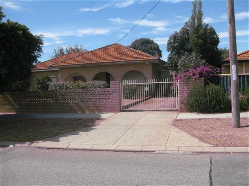31 Margaret, Midland WA 6056