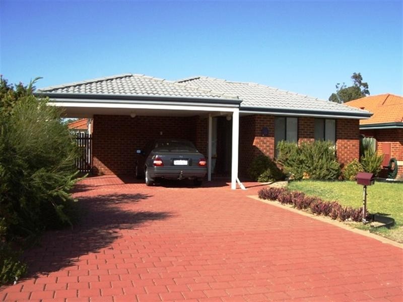 16 Campolino Gardens, Stratton WA 6056