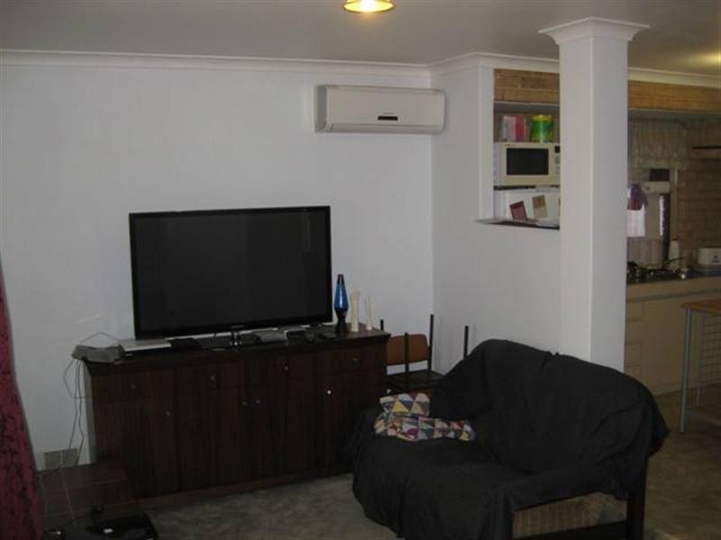 70 Mockeridge Circuit, Middle Swan WA 6056