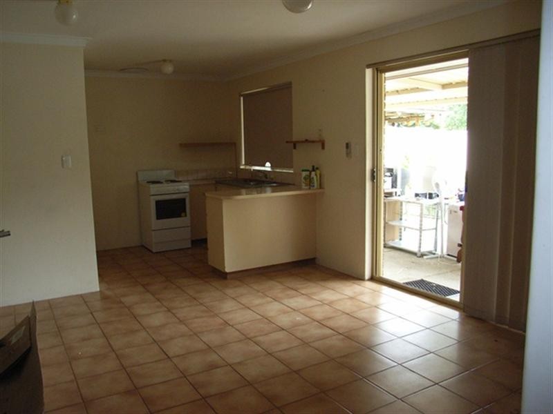 14 Roger Street, Midland WA 6056