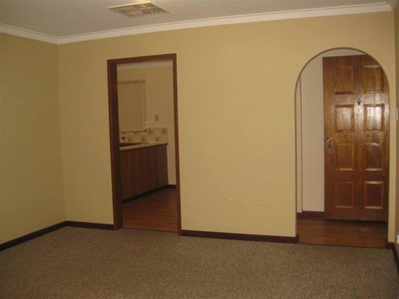 1A Blackadder Road, Swan View WA 6056