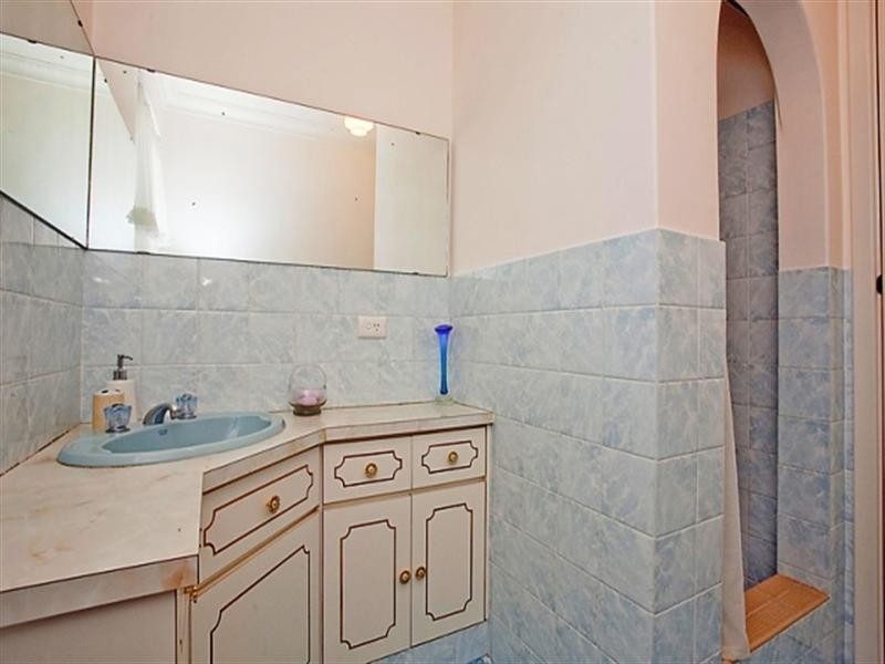 33 Christowe Drive, Swan View WA 6056