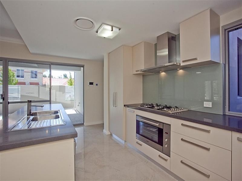 2 Muja Lane, Woodbridge WA 6056