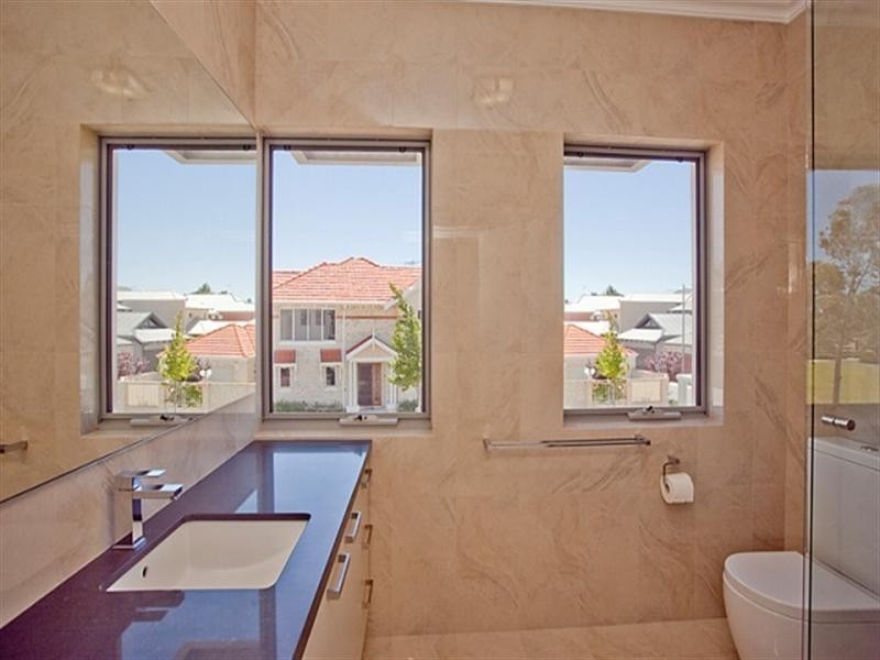2 Muja Lane, Woodbridge WA 6056