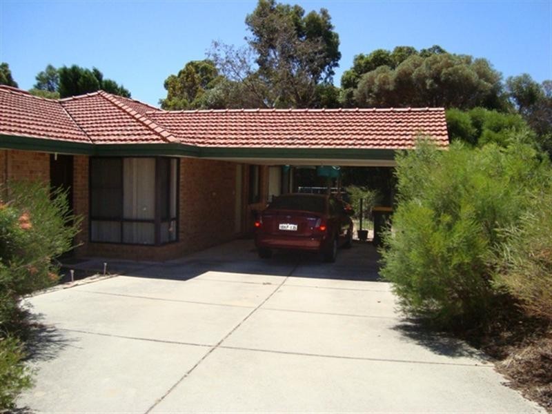 23 Wade Square, Stratton WA 6056