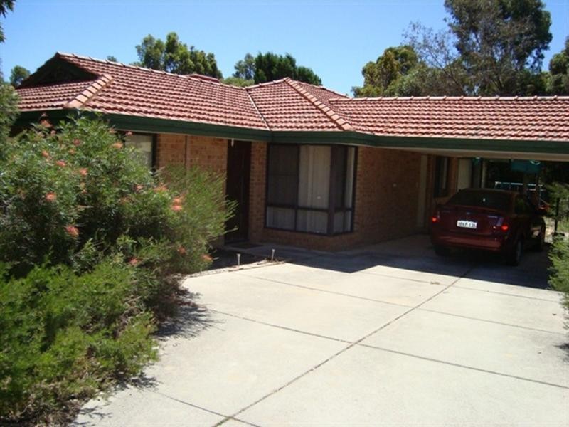 23 Wade Square, Stratton WA 6056