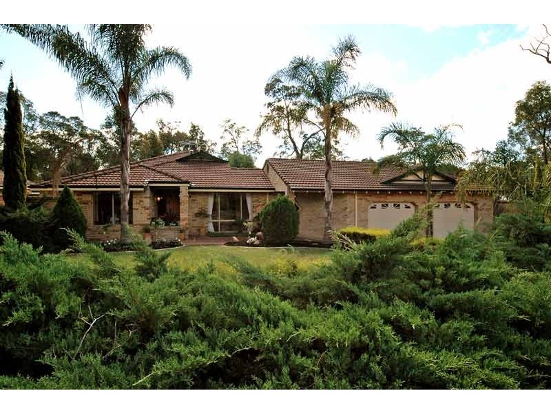 22 Cockatoo Drive, Mundaring WA 6073