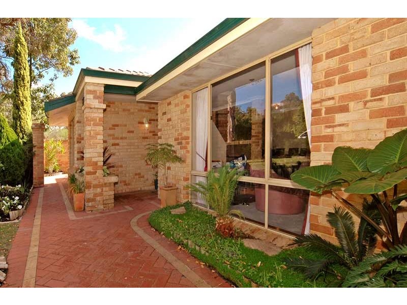 22 Cockatoo Drive, Mundaring WA 6073