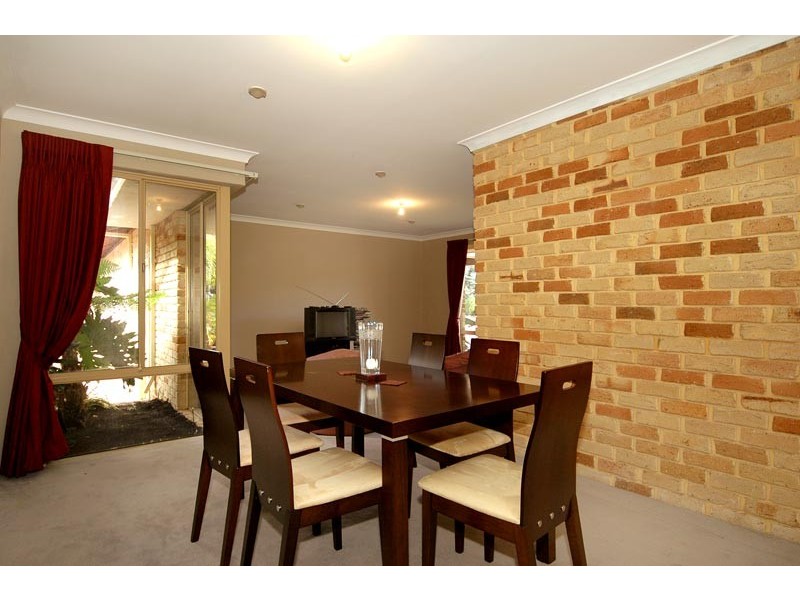 22 Cockatoo Drive, Mundaring WA 6073