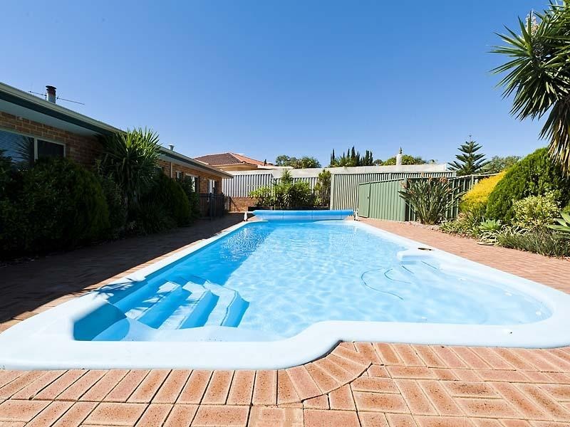 64 Gallipoli Drive, Greenmount WA 6056