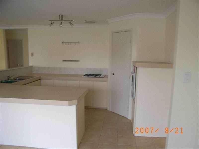 14 Avon Crescent, Viveash WA 6056