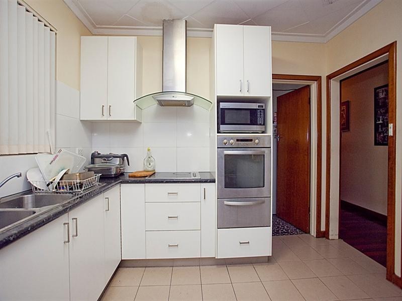 105 Middle Swan Road, West Swan WA 6055