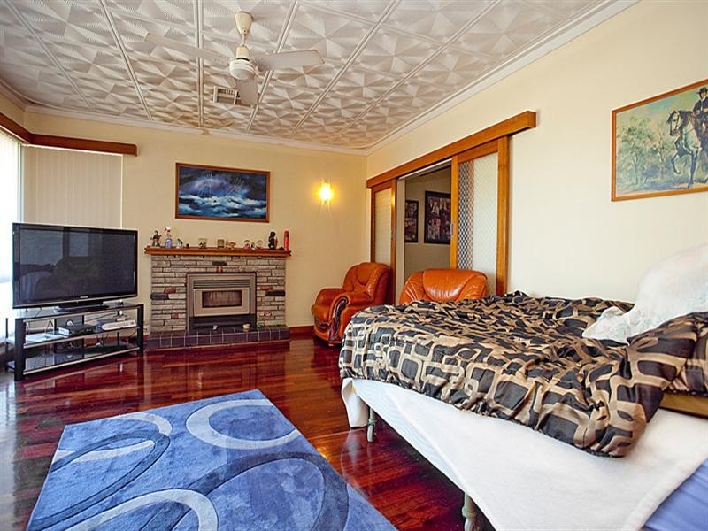 105 Middle Swan Road, West Swan WA 6055