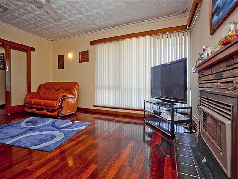 105 Middle Swan Road, West Swan WA 6055