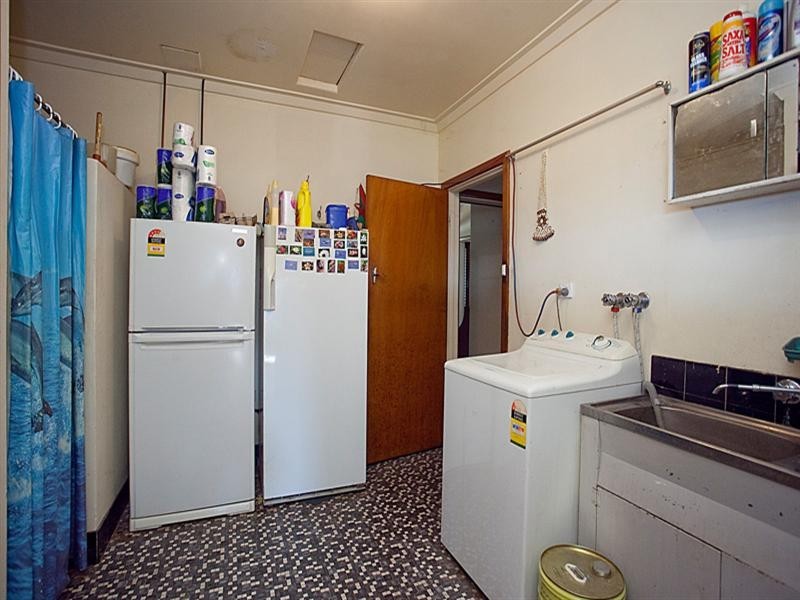 105 Middle Swan Road, West Swan WA 6055