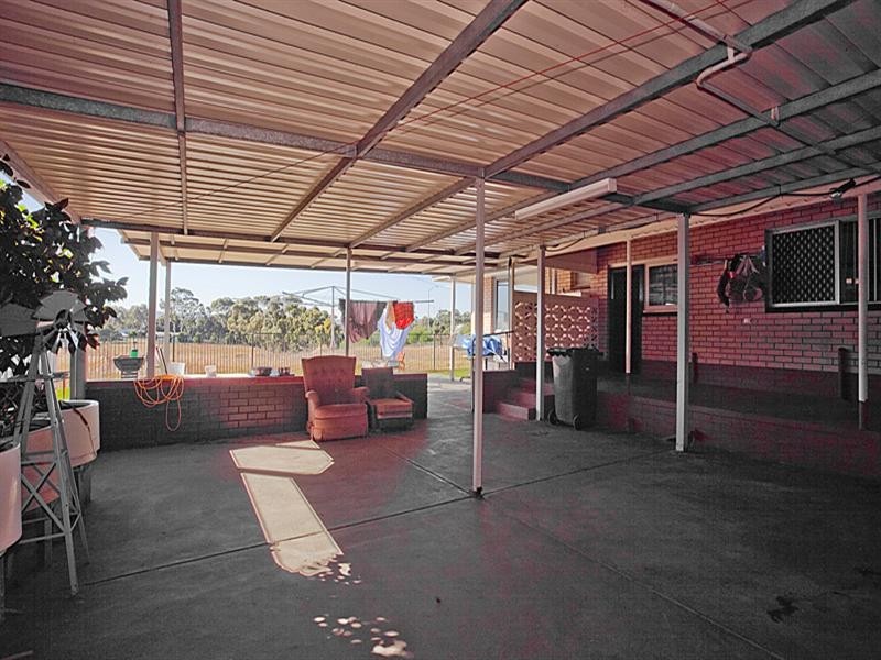 105 Middle Swan Road, West Swan WA 6055