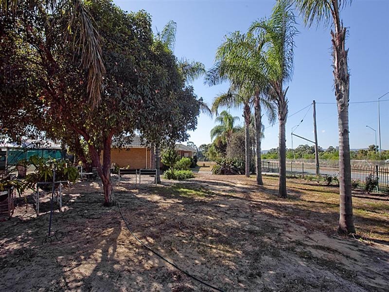 105 Middle Swan Road, West Swan WA 6055