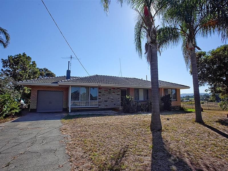 105 Middle Swan Road, West Swan WA 6055