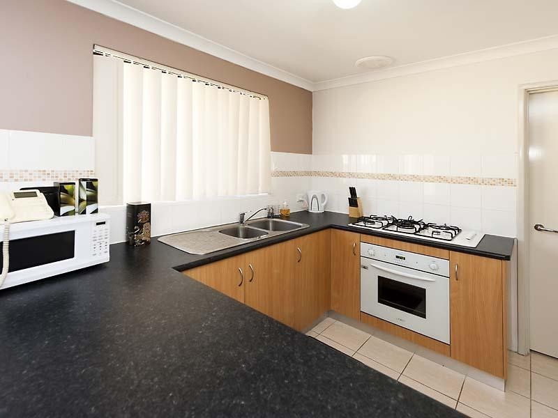 9,132 Clayton Street, Bellevue WA 6056