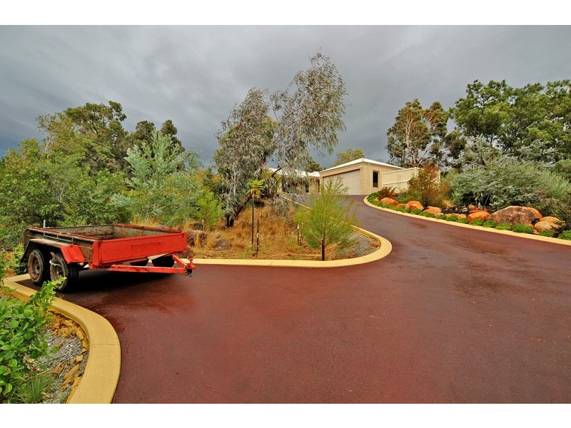 3 Grevillea Crescent, Swan View WA 6056