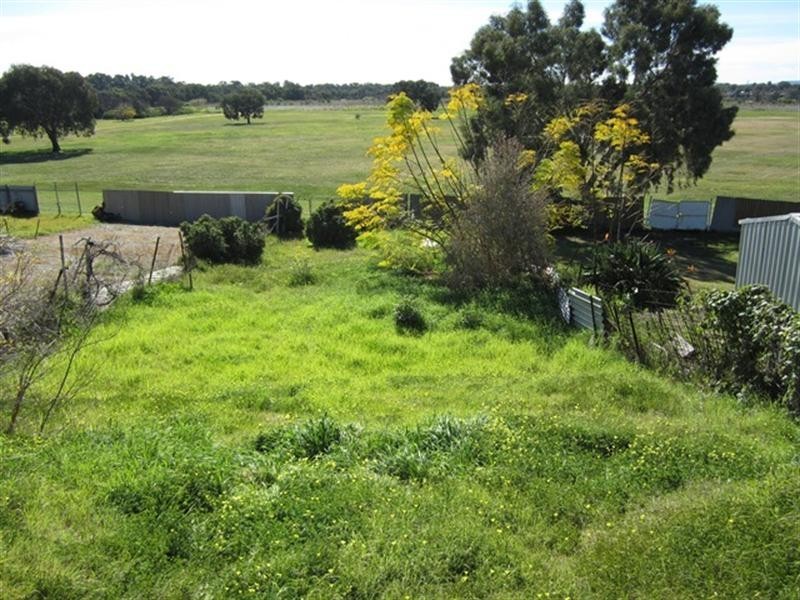 12 Bayley Street, Woodbridge WA 6056