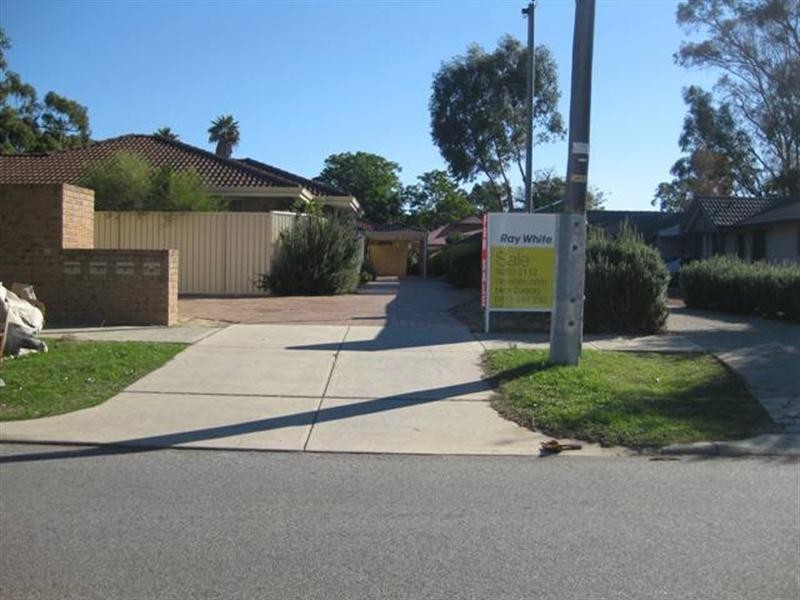 4,19 Hamersley Street, Midland WA 6056