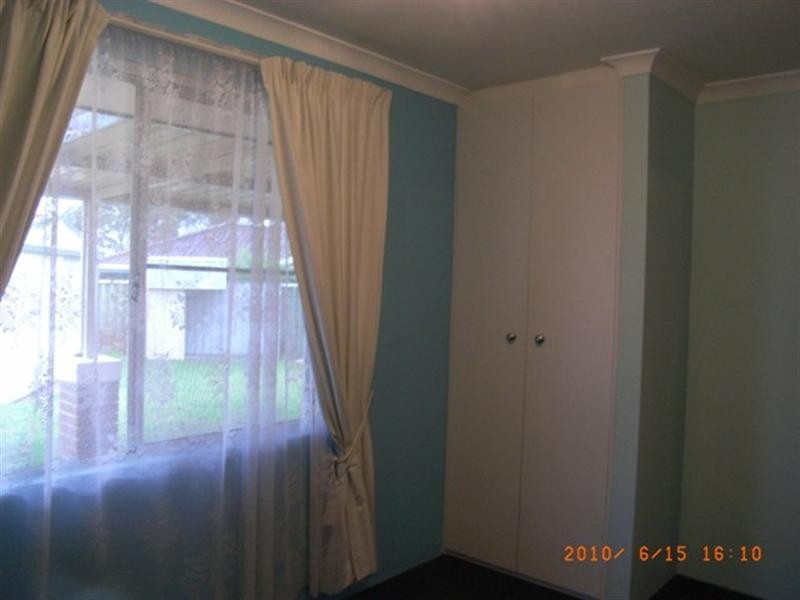 118 Lakeside Drive, Helena Valley WA 6056