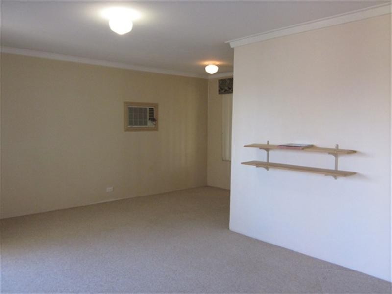1 Natham Square, Swan View WA 6056