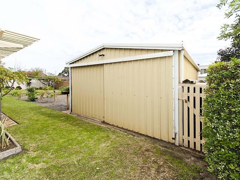 9 Winston Crescent, Viveash WA 6056