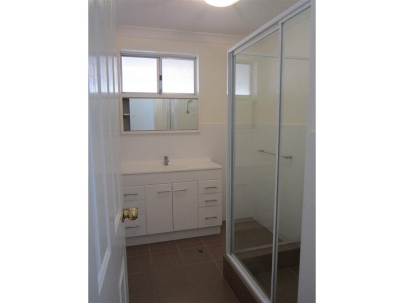 10 Salisbury Road, Midvale WA 6056