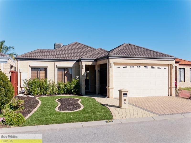 37 Sorrento Turn, Ellenbrook WA 6069