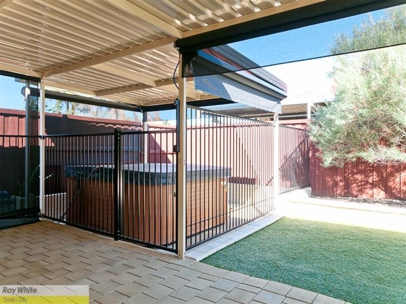 37 Sorrento Turn, Ellenbrook WA 6069