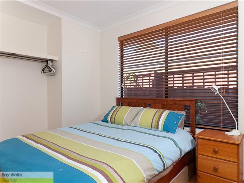 37 Sorrento Turn, Ellenbrook WA 6069