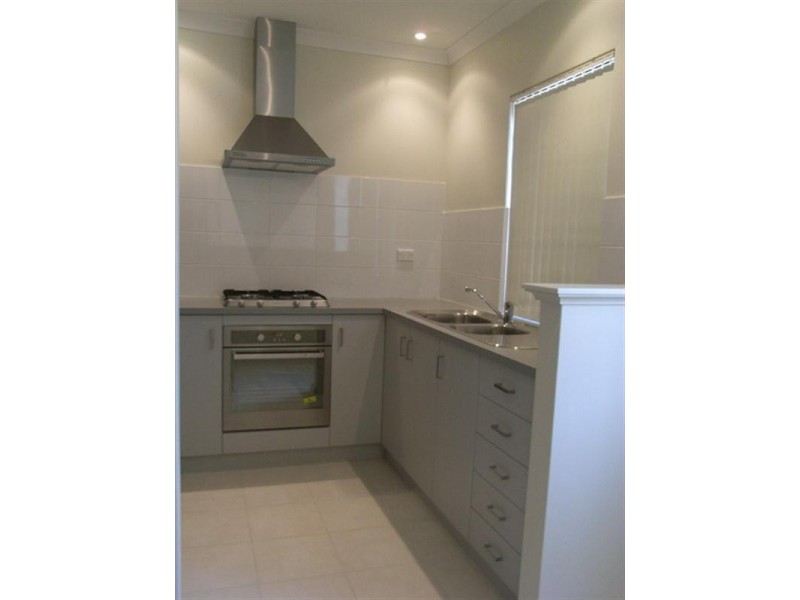 4/107 Morrison Road, Midland WA 6056