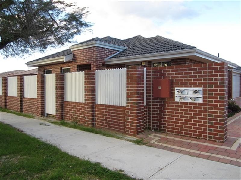 1/26 Mathoura Street, Midland WA 6056