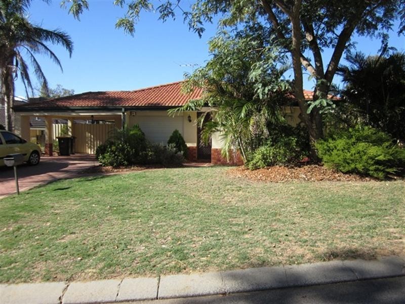 7 Oldenburg Pass, Stratton WA 6056