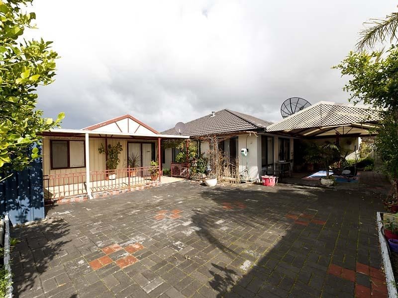 31 Pensacola Avenue, Caversham WA 6055