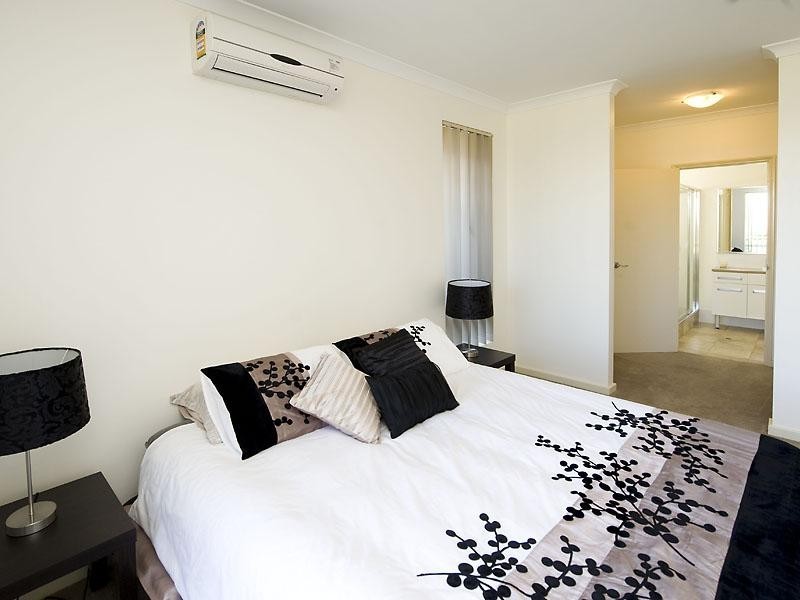 21 Waite Ridge, Aveley WA 6069