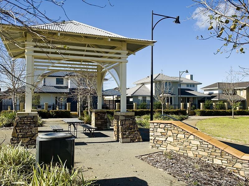 21 Waite Ridge, Aveley WA 6069