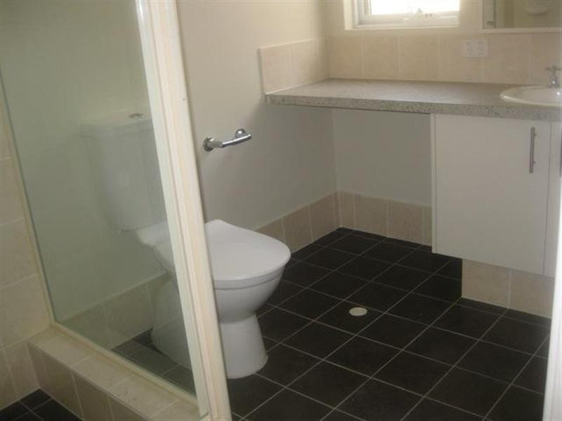 2/26 Mathoura Street, Midland WA 6056