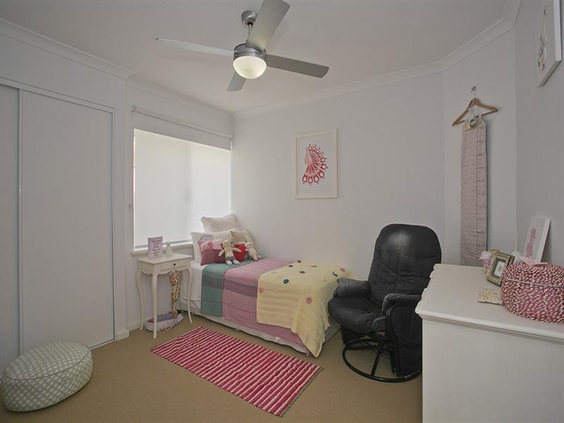 16 Parkfarm Drive, South Guildford WA 6055