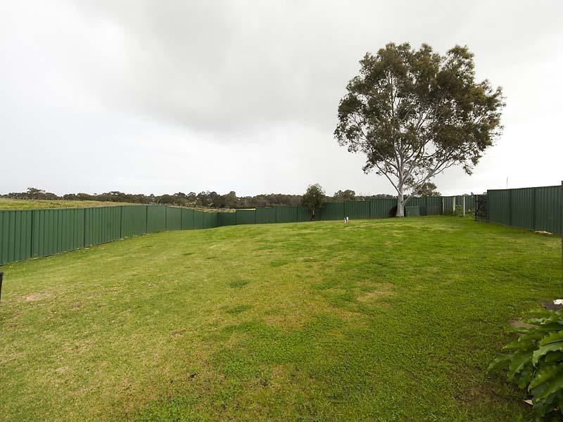 25 Herne Street, Herne Hill WA 6056