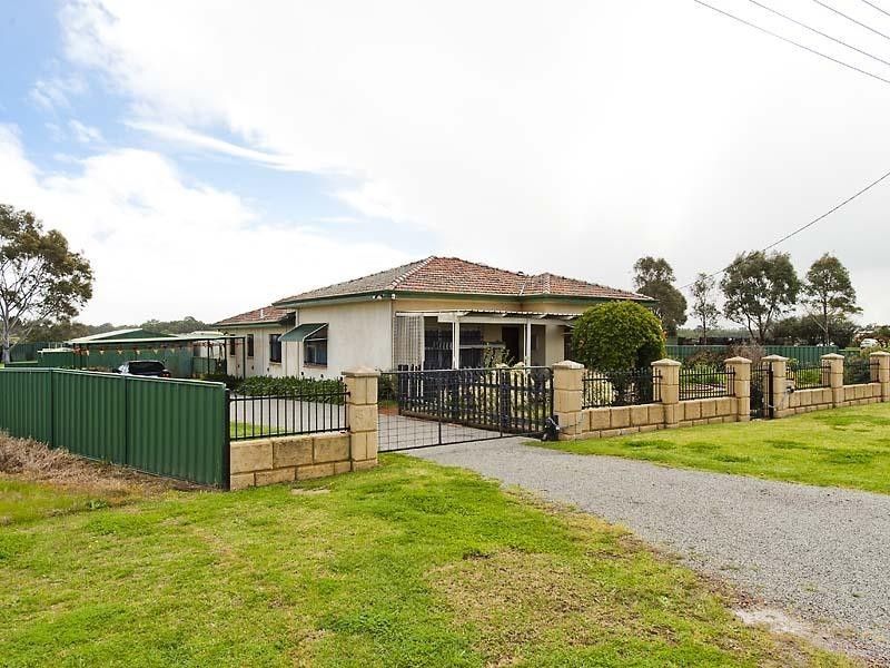 25 Herne Street, Herne Hill WA 6056