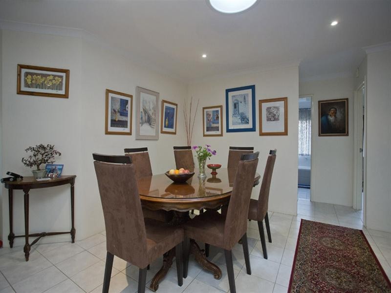 7 Holywell Street, Middle Swan WA 6056