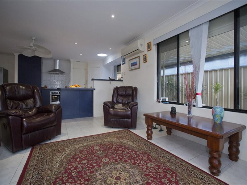 7 Holywell Street, Middle Swan WA 6056