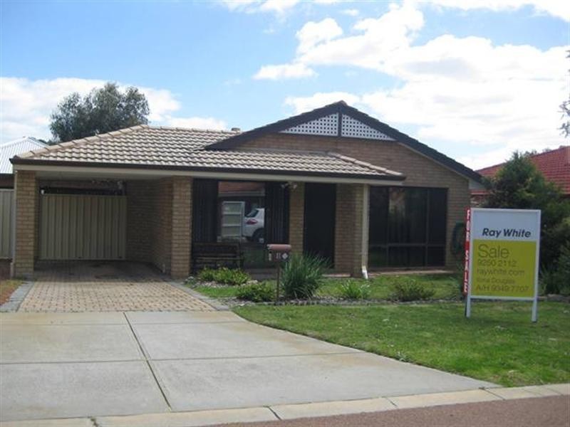 11 Yanderra Court, Stratton WA 6056