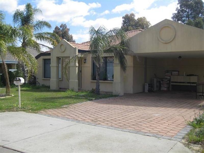 39 Kangaroo Entrance, Stratton WA 6056