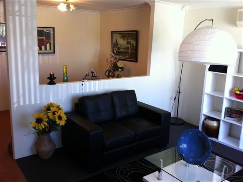 39 Kangaroo Entrance, Stratton WA 6056